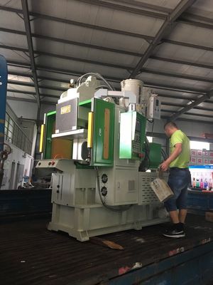 Vertikal-Standard-Plastikspritzgießmaschine für die Steckdose