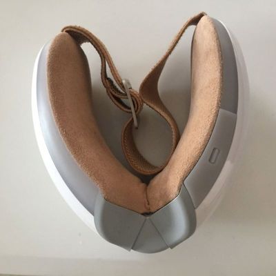 Vertikale Einzeltyp-Vertikal-Schalttisch-Plastikspritzgießmaschine