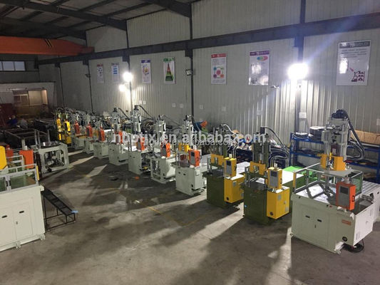 PT-450 VERTICAL Babyplast Spritzgießmaschine 7,5 kW Rohrkopf Spritzgießmaschine