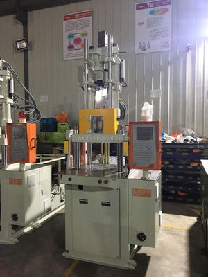 Vertikale 85 Tonnen vertikale Kunststoffspritzgießmaschine PT-150