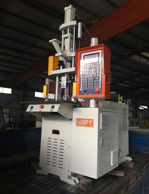 Vertikale 85 Tonnen vertikale Kunststoffspritzgießmaschine PT-150