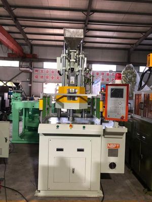 Vertikale Energieeinsparung Gemüse Spritzgießmaschine 35 Tonnen Frucht-Plastik-Kiste Formmachine